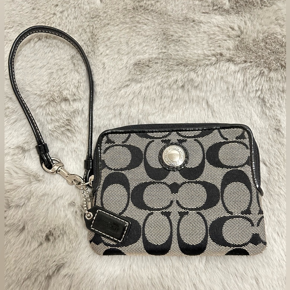 COACH authentic black and white signature wristlet